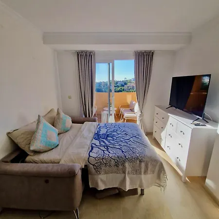 Апартаменты Sr Santa Maria Golf With Sea Views Марбелья